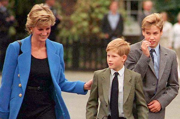 Prince Harry comforts young boy who lost his mum at the age of one 