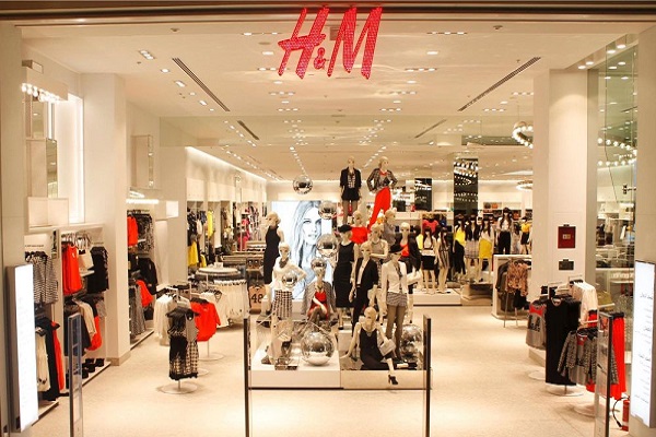 H&M Is Making Their Clothing Sizes Larger