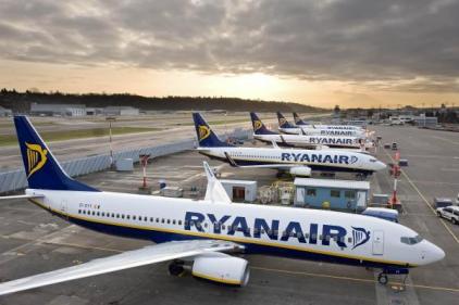 Ryanair boss warns air traffic control strikes likely to affect busy summer season