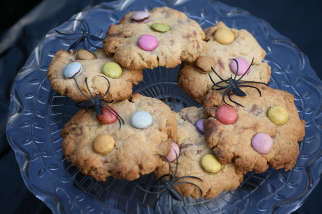 Chocolate chip Smarties cookies