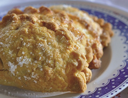 Apple hand pies