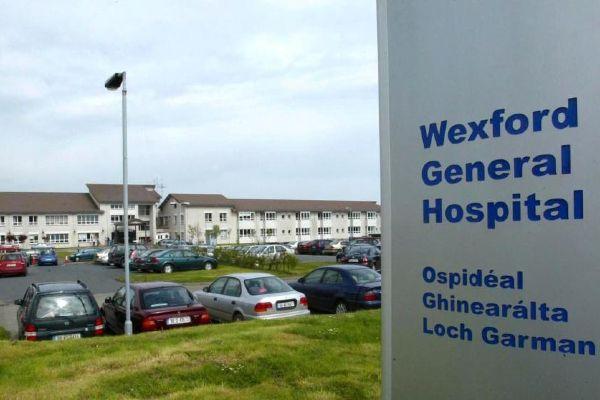 Mum begs for support after daughter spends over 100 days in Irish hospital