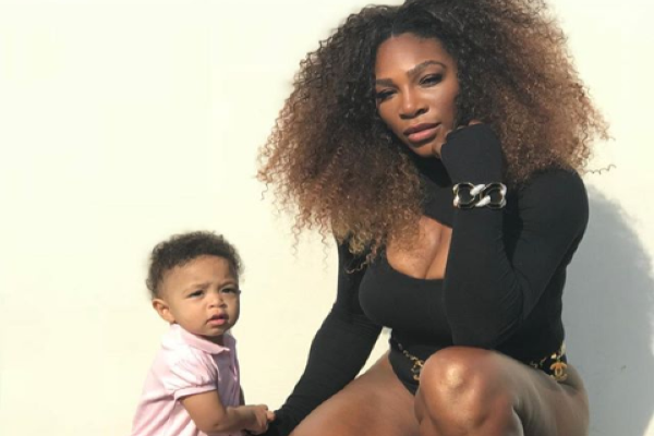 Working parent life: Serena Williams inspires mums with multi-tasking picture