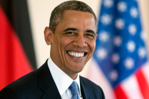 This ADORABLE clip of Obama cuddling a newborn baby is warming our hearts