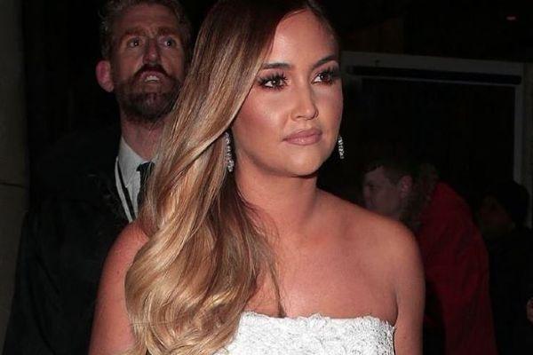 Its Disgusting Jacqueline Jossa Hits Back At Trolls Who