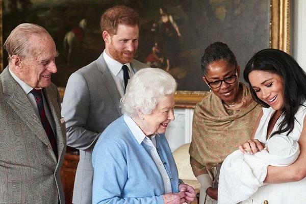 Harry and Meghan finally reveal their baby boys name