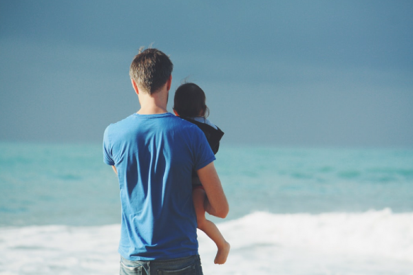 Dads who are more involved in day to day parenting raise happier children