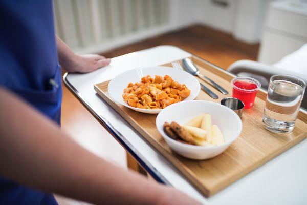 59 percent of mums reveal theyre unhappy with maternity hospital food