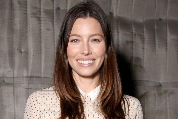 Jessica Biel clarifies her view on vaccinations after opposing California bill
