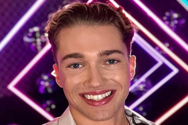 Strictys Kevin Clifton claims AJ Pritchard tried to steal Stacey Dooley last year