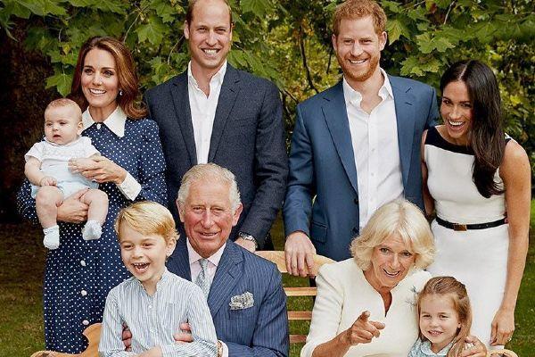 Harry and Meghan share new photo of Archie for Prince Charless birthday