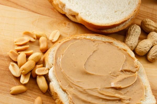 Trying to lose weight? Eating peanut butter could help