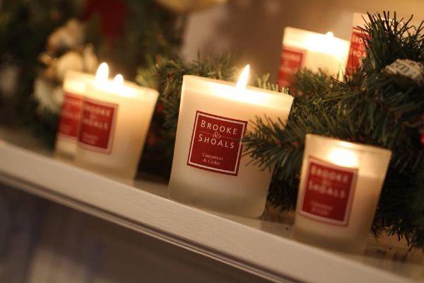 For candle lovers: The perfect gifts thatll make them smile