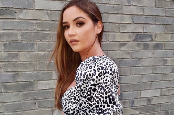 Jacqueline Jossa reveals shes creating a clothing range for real women