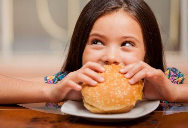 Eddie Rockets are giving away FREE kids meals tomorrow