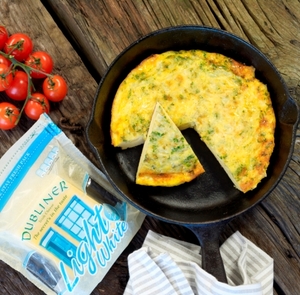 Cheese omelette with herbs fines