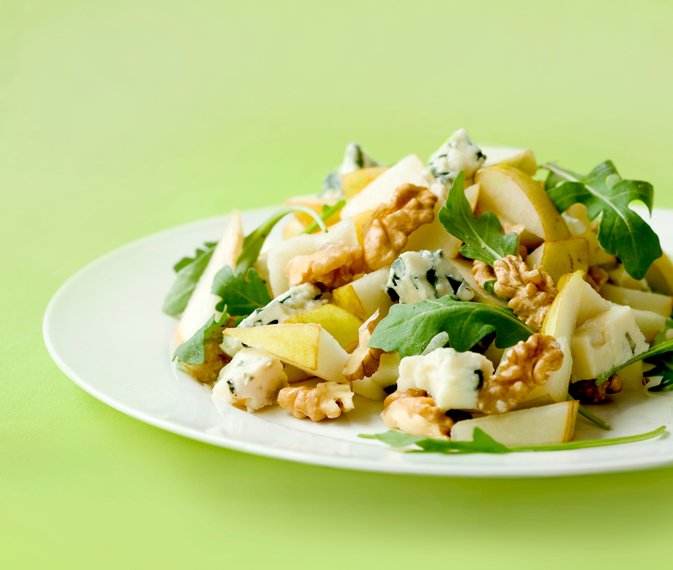 Rocket, pear, walnut and blue cheese salad