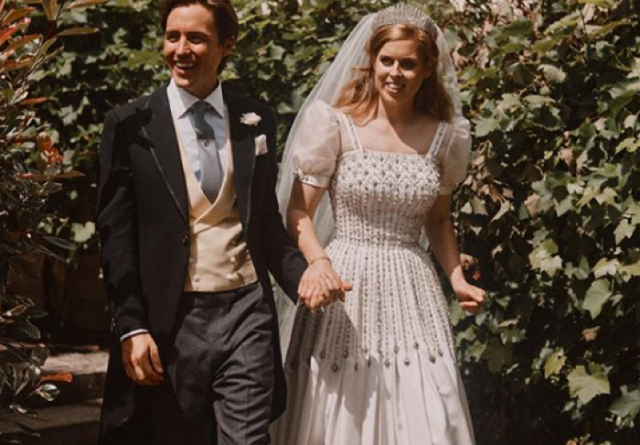 Princess Beatrice and Edoardo Mapelli Mozzi share new wedding photos