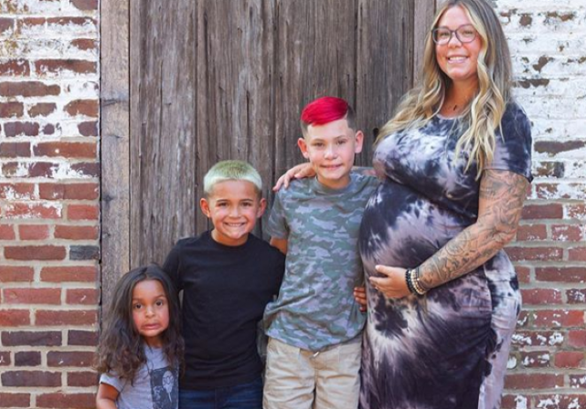 Its a boy! Teen Moms Kailyn Lowry has given birth to baby #4