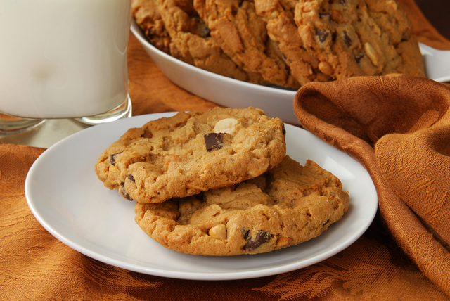 Double chocolate nut cookies