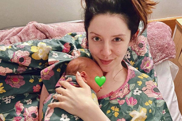 YouTuber, Melanie Murphy gives an emotional update about son’s birth