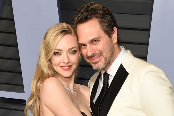 Amanda Seyfried shares first baby bump pic since revealing her secret pregnancy