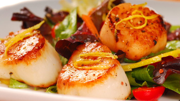 Scallop, pine-nut and lemon salad