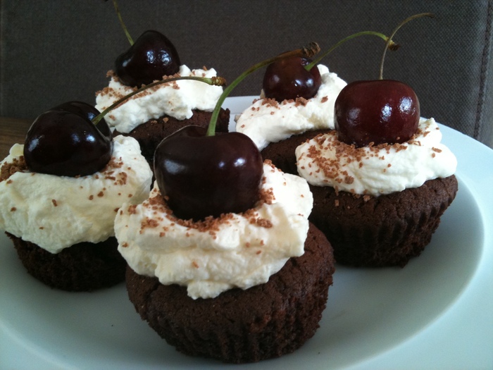 Black forest cupcakes | MummyPages.ie