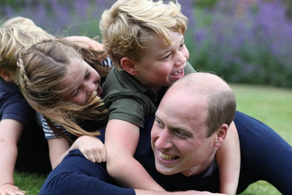 The Duke of Cambridge shares adorable unseen photos of George, Charlotte and Louis