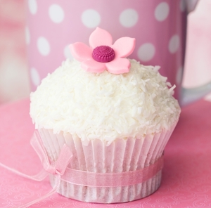 Raspberry and coconut cupcakes