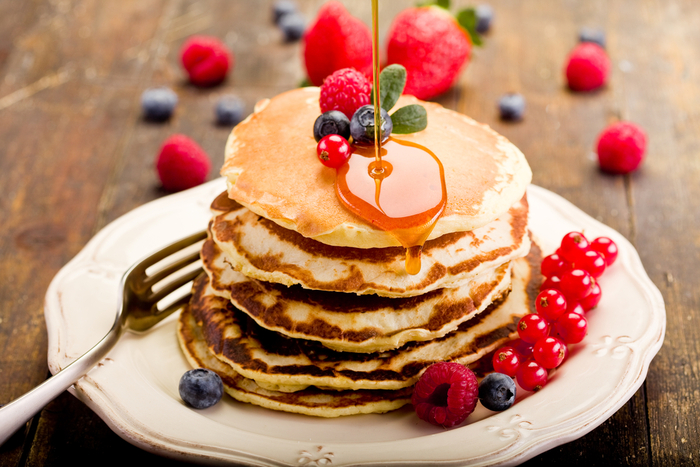 Fruity muesli pancakes