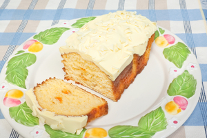 Lemon loaf with white chocolate icing