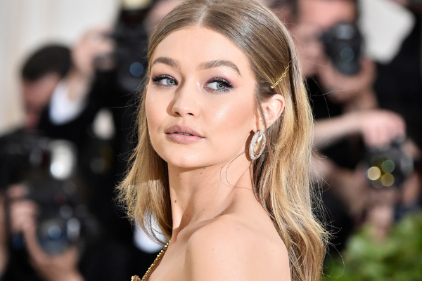 New mum Gigi Hadid shares an adorable selfie with her baby girl