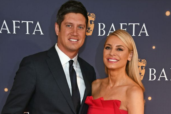 Tess Daly shares rare family photo as husband Vernon Kay enters I’m A Celeb