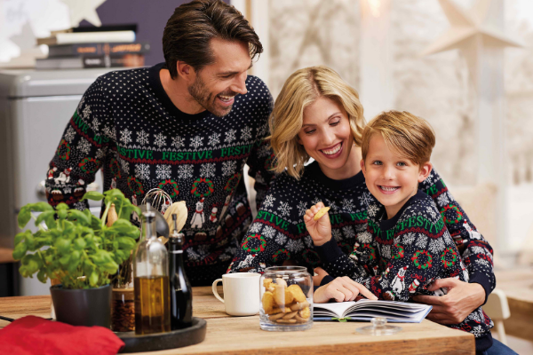 Aldi are selling matching Christmas jumpers for the whole family - even the dog!