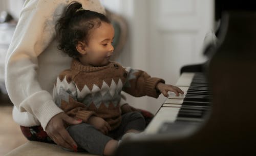 Music can help your babys communication and social skills!