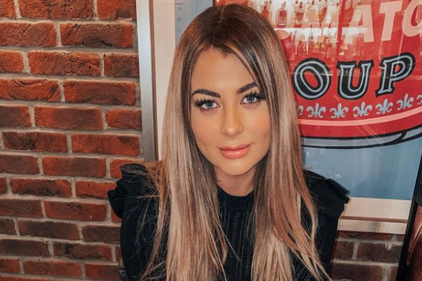 Love Island star Jessica Hayes shares her heartbreaking miscarriage story