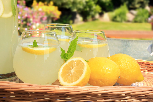 Homemade lemonade