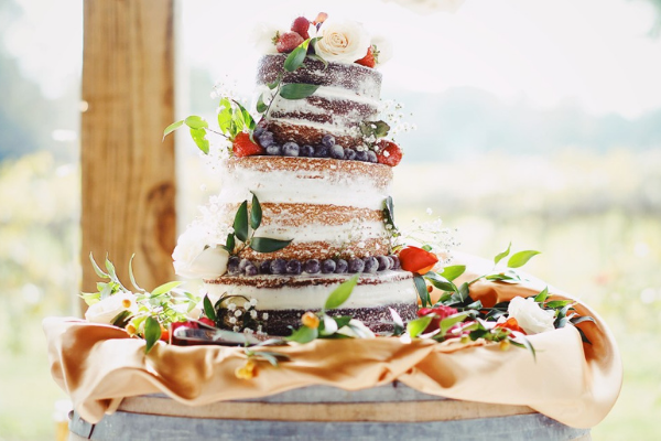 Weddings 101: How to make a homemade naked wedding cake from scratch