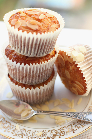 Peach and almond muffins