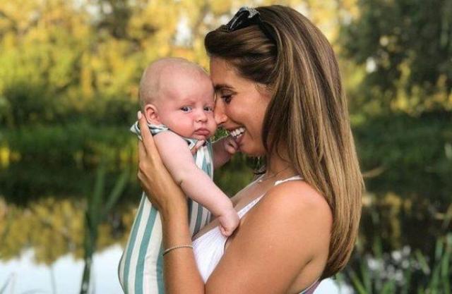 Stacy Solomon takes to Instagram to share her babys gender