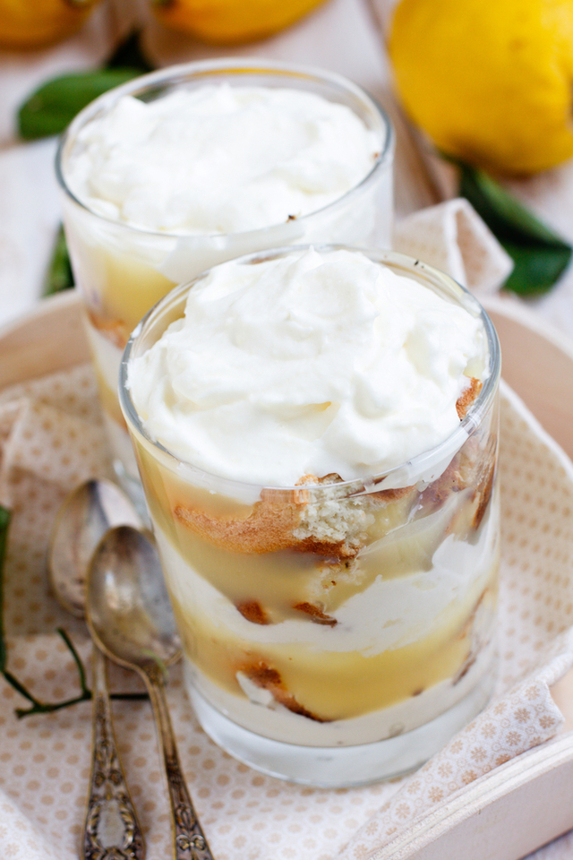 Lemon trifle