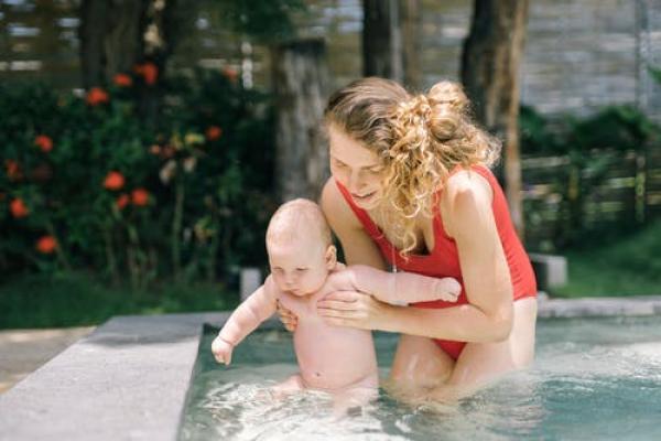 Our 6 best tips for keeping infants and children cool in the hot weather
