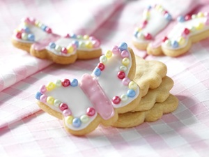 Almond butterfly cookies
