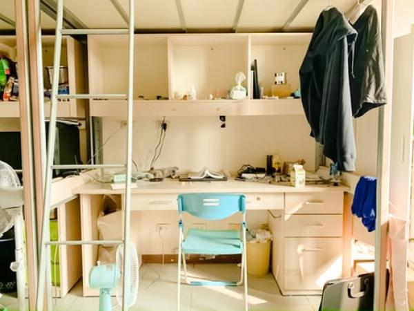 The college student essential packing list: Everything their accommodation needs!