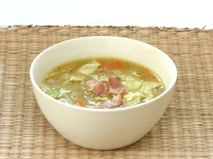 Potato and savoy cabbage soup with bacon