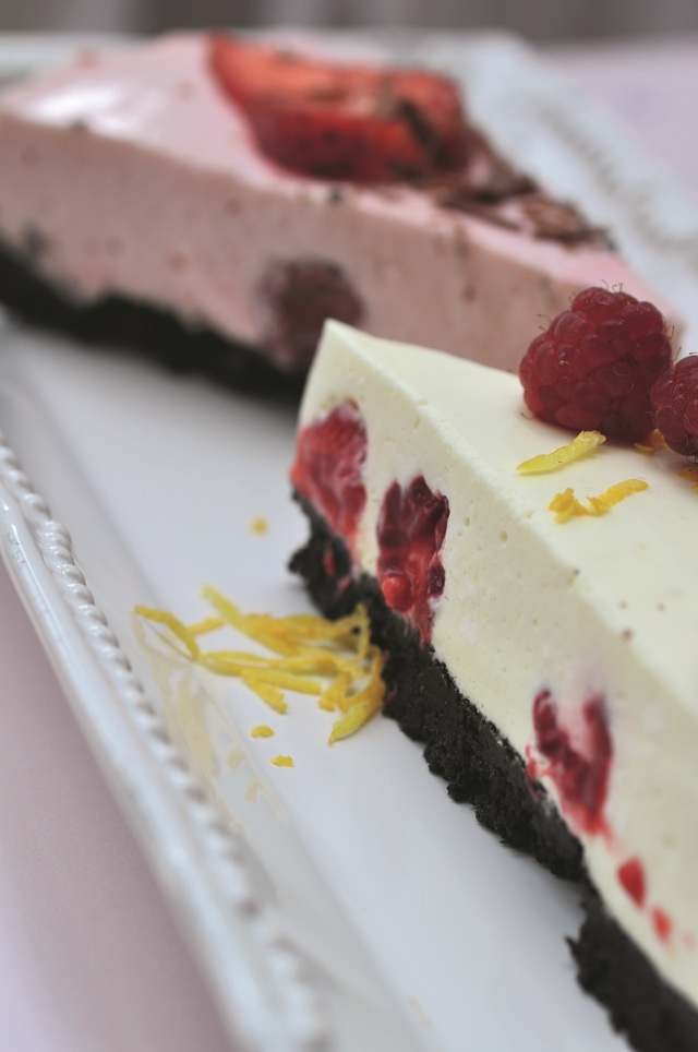 Cheesecake: double strawberry and oreo