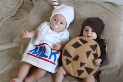 8 adorable Halloween costume ideas for twins