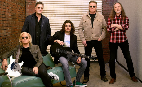 Great mums night out: The Eagles 2022 are coming to Ireland next Summer