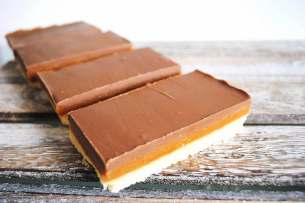This simple Millionaire Shortbread recipe is an must-try